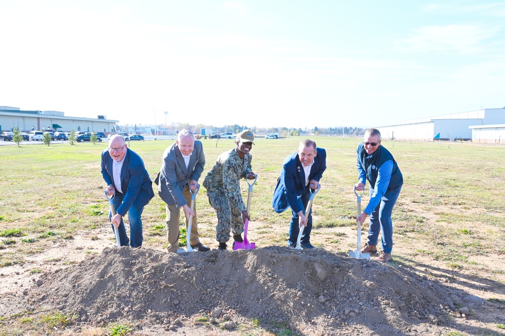 Advancing Navy Readiness: NSA Mechanicsburg Breaks Ground on Navy’s First 5G Tower