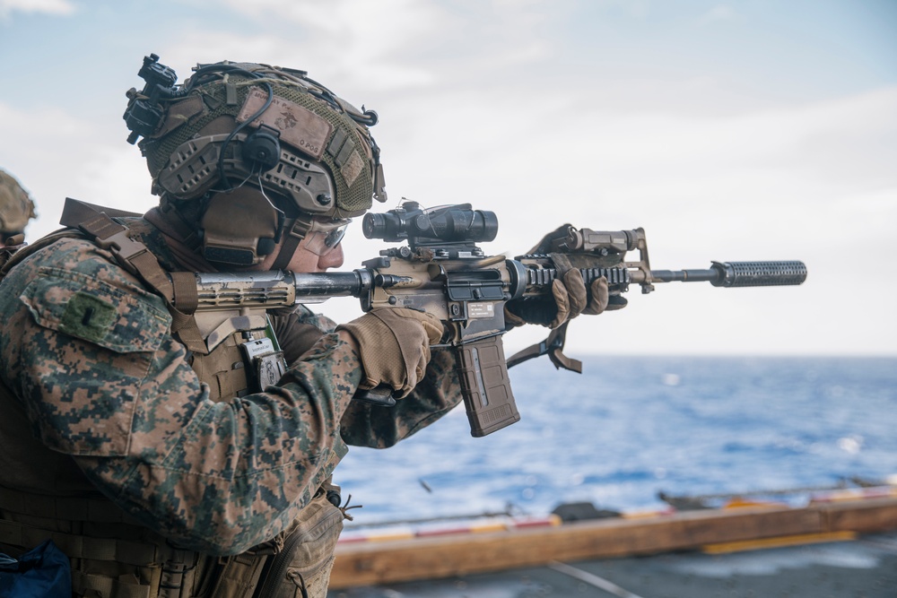 BLT 1/5 Maintains Readiness Underway with Live-fire Deck Shoot