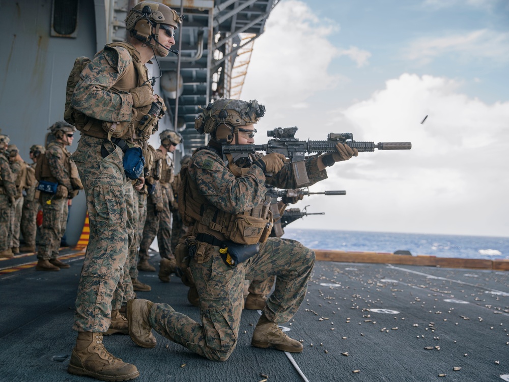 BLT 1/5 Maintains Readiness Underway with Live-fire Deck Shoot