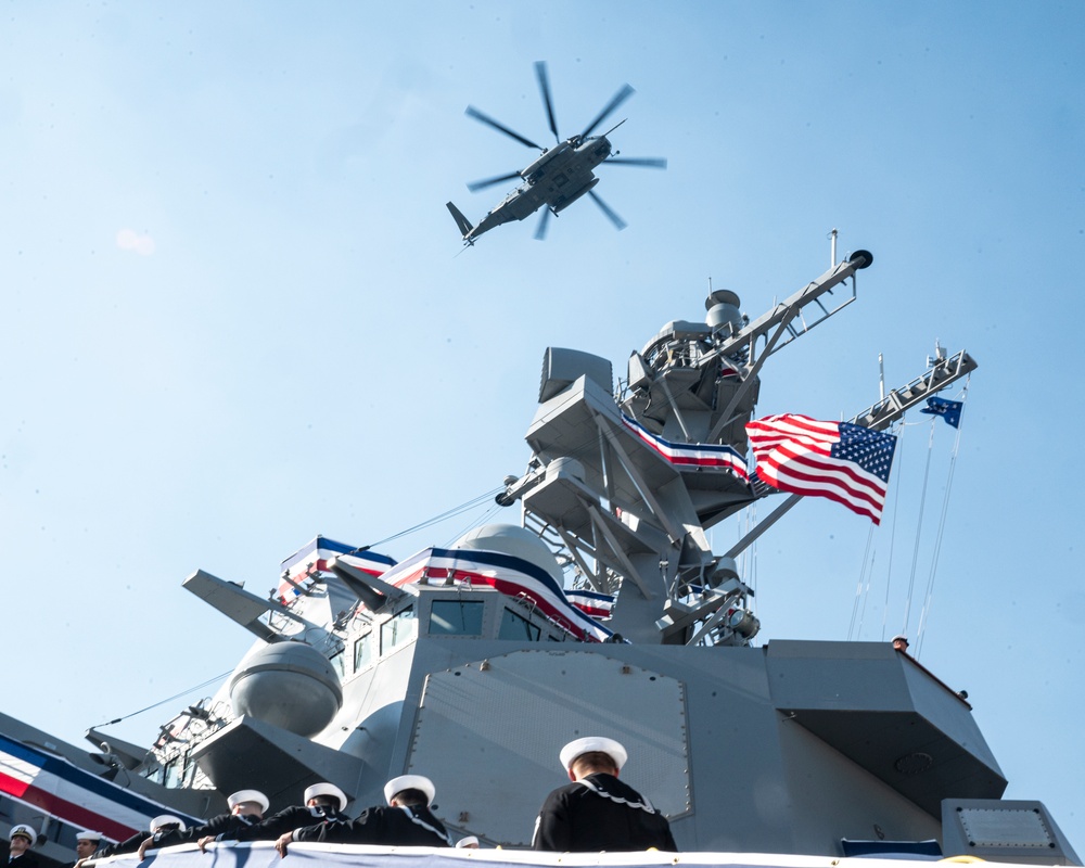 USS John Basilone (DDG 122) is Commissioned in New York City