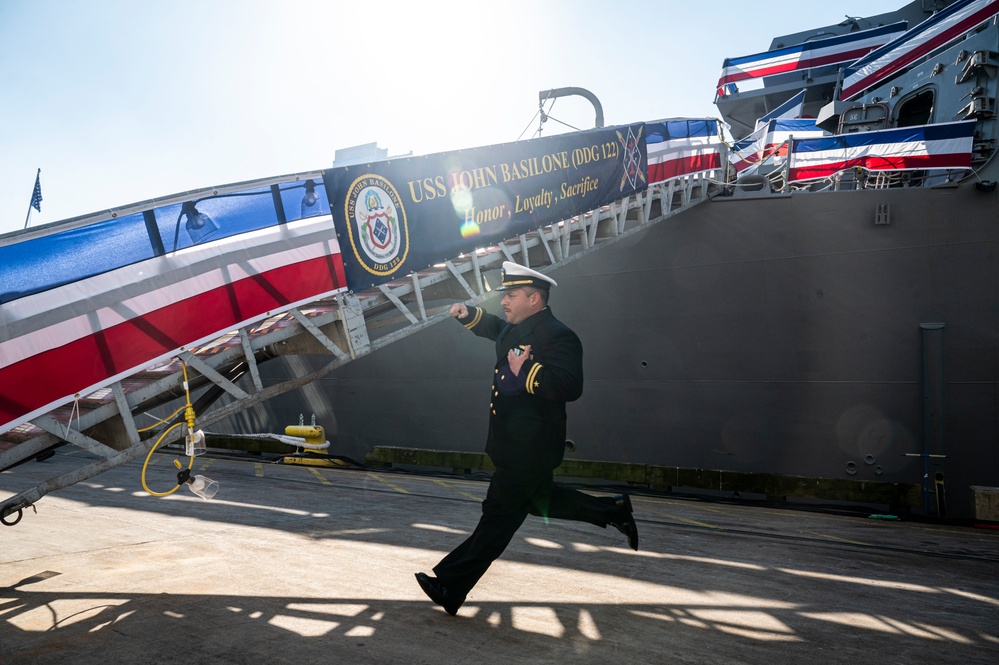 USS John Basilone (DDG 122) is Commissioned in New York City