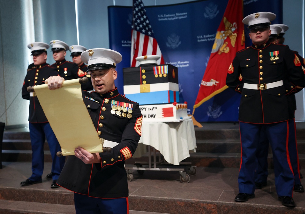 TF 51/5 commanding general participates in U.S. Embassy Marine Corps birthday cake cutting ceremony