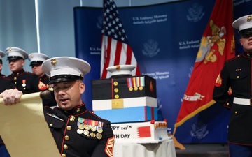 TF 51/5 commanding general participates in U.S. Embassy Marine Corps birthday cake cutting ceremony