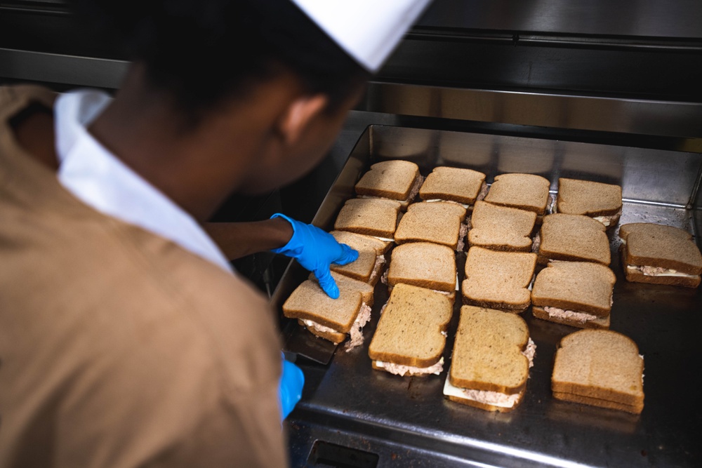 USS Ronald Reagan (CVN 76) Sailors serve lunch