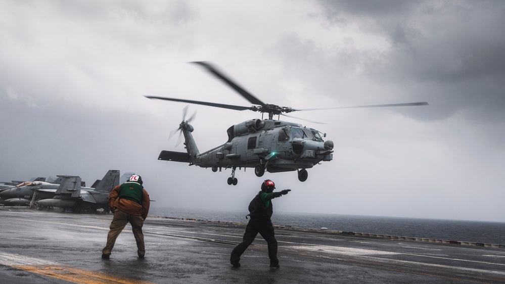 USS George Washington Conducts Flight Operations