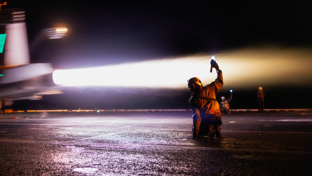 USS George Washington Conducts Flight Operations