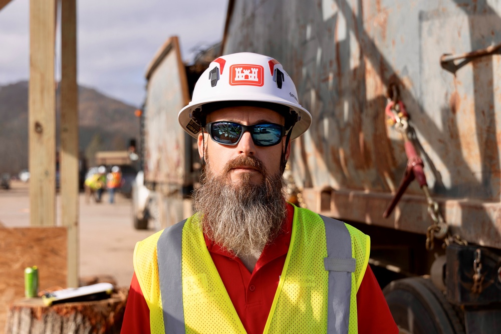 Honoring Veterans Serving in Emergency Response Efforts for Hurricane Helene Recovery