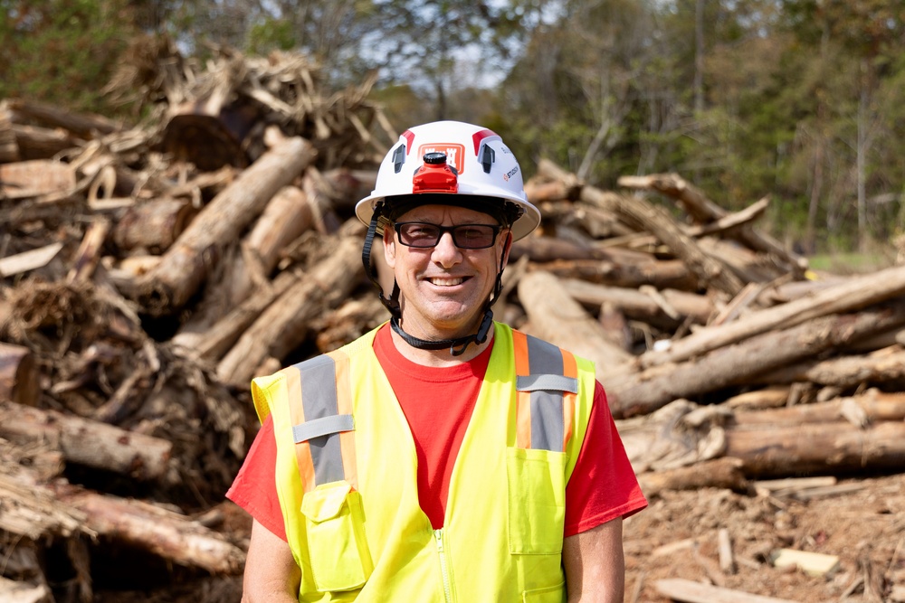 Honoring Veterans Serving in Emergency Response Efforts for Hurricane Helene Recovery