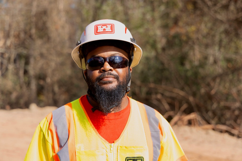 Honoring Veterans Serving in Emergency Response Efforts for Hurricane Helene Recovery