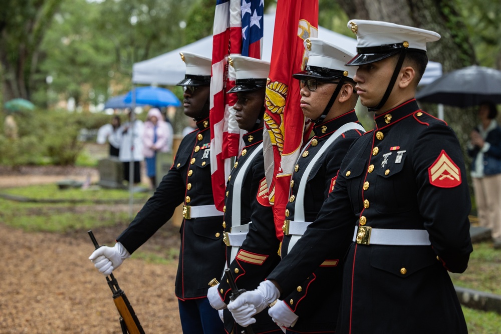 Marines Honor Former Commandant with Wreath Laying