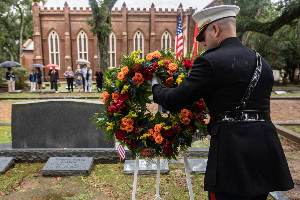 Marines Honor Former Commandant with Wreath Laying