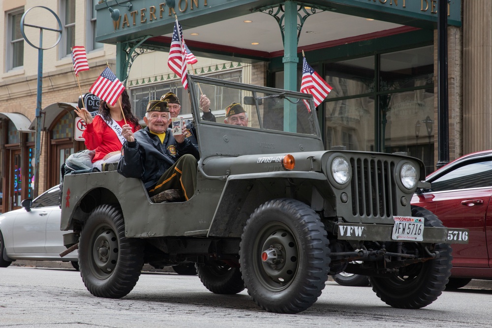 Veterans of Foreign Wars participate in Veterans Day Parade