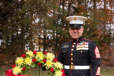 MCBQ's Sgt Maj pays respects to 7th SMMC during Wreath Laying Ceremony