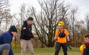 Youth Search and Rescue Team Trains with National Guard Helicopter Crew