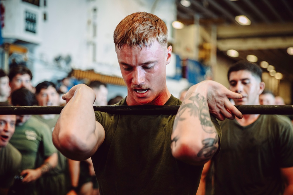 15th MEU Holds PT Competition to Celebrate Second 249th Birthday