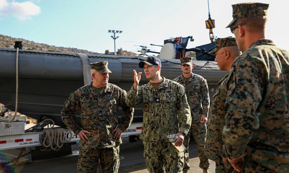 MFEA CG Visits 24th MEU (SOC)