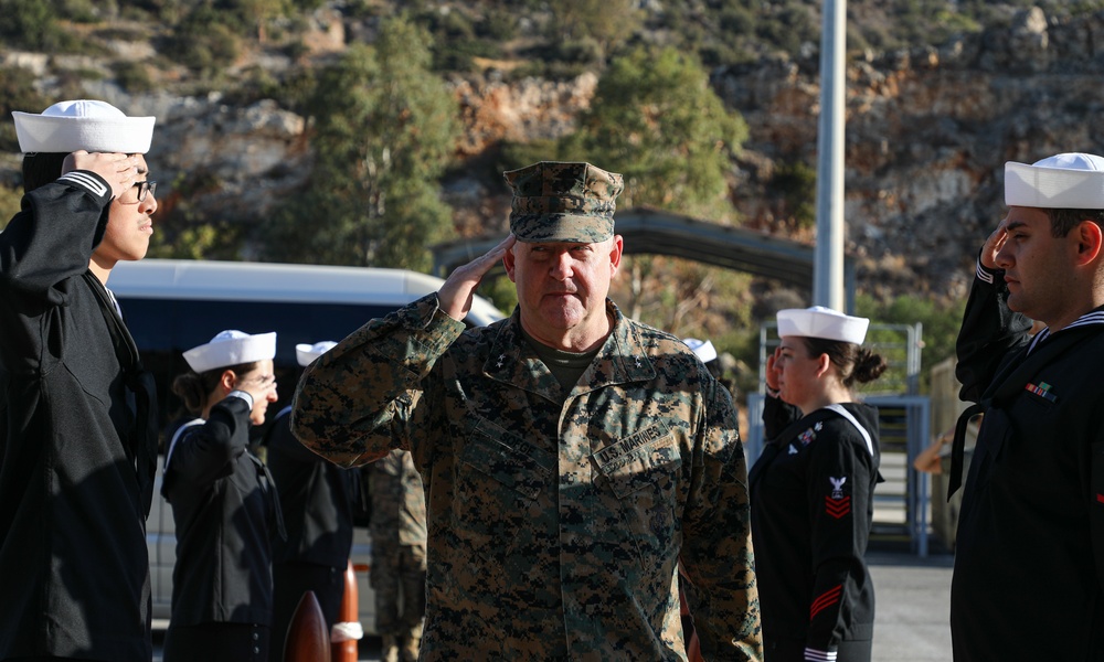 MFEA CG Visits 24th MEU (SOC)