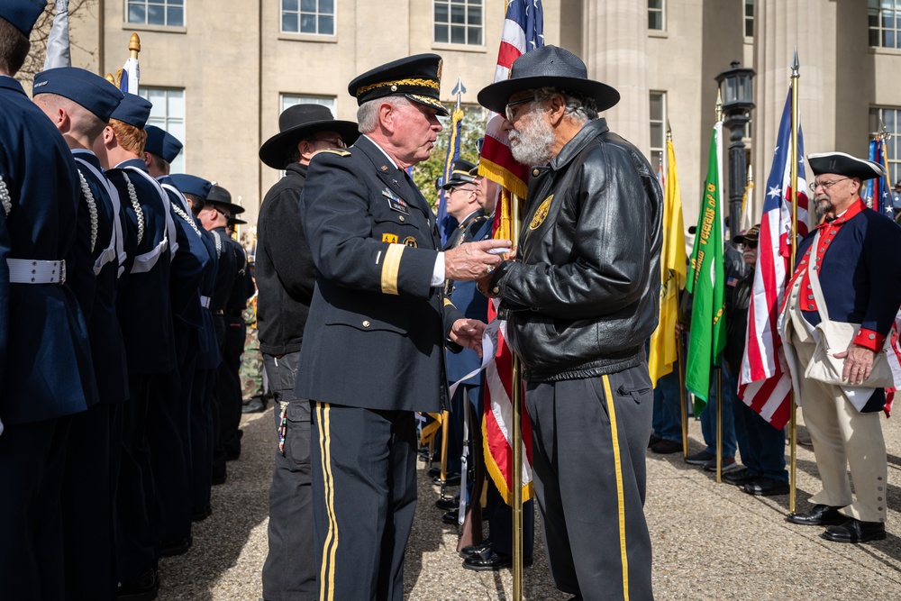 Kentucky Air Guard honors veterans