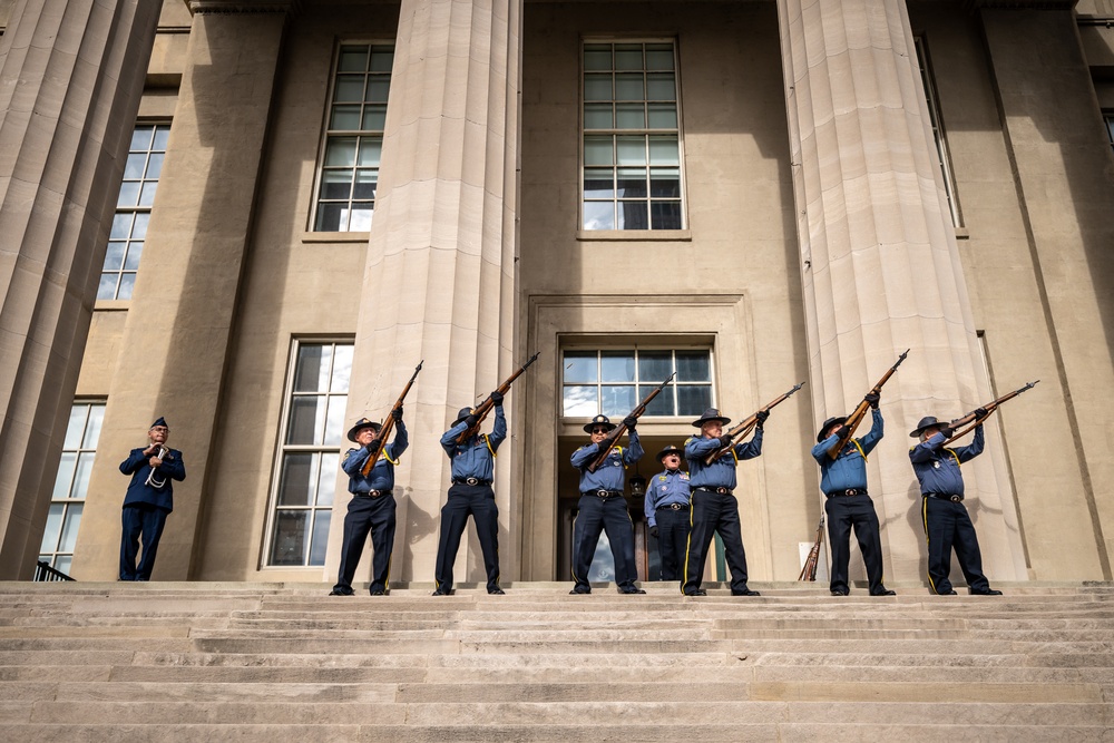 Kentucky Air Guard honors veterans