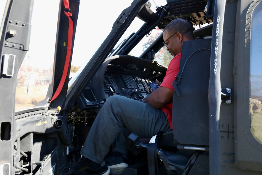 Black Hawk Landing Sparks Pride and Excitement at Armed Forces Retirement Home 