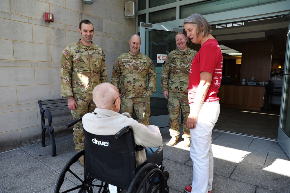 Black Hawk Landing Sparks Pride and Excitement at Armed Forces Retirement Home 