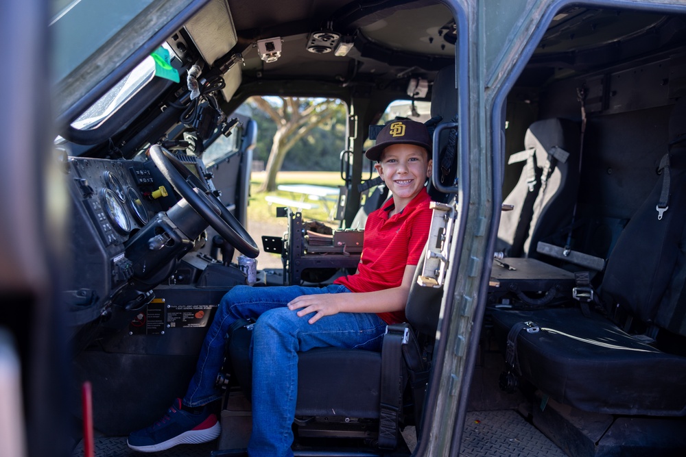 : Marines spend time with students at the Annual Sunset Hills Elementary School Veterans Day Program