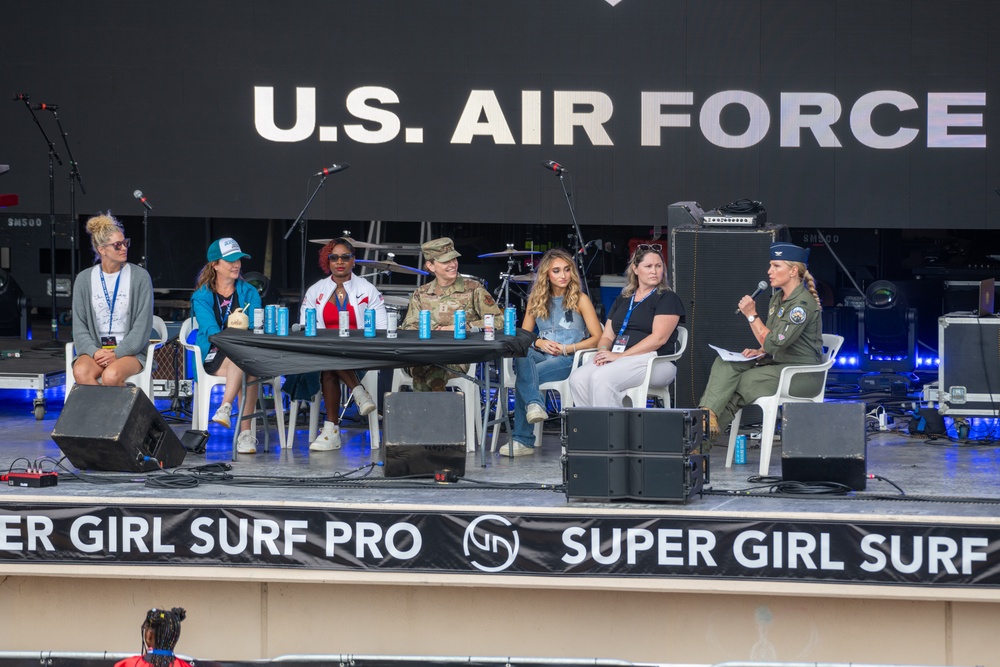 FLANG Joins Active, Reserve Components During Super Girl Surf Pro 2024