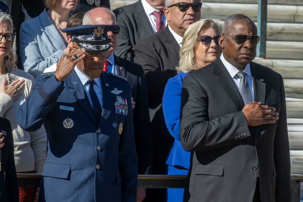 SECDEF Attends Annual National Veterans Day Observance Ceremony