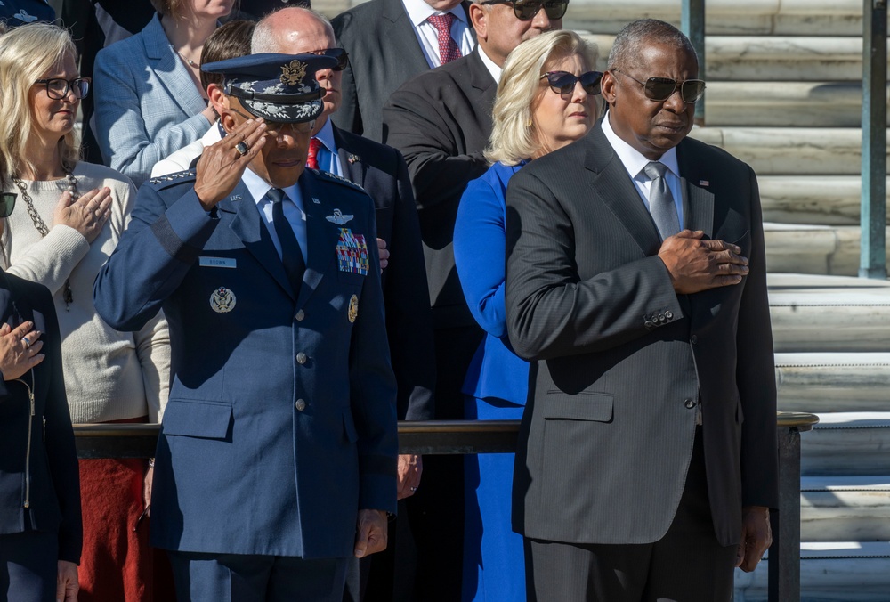 SECDEF Attends Annual National Veterans Day Observance Ceremony