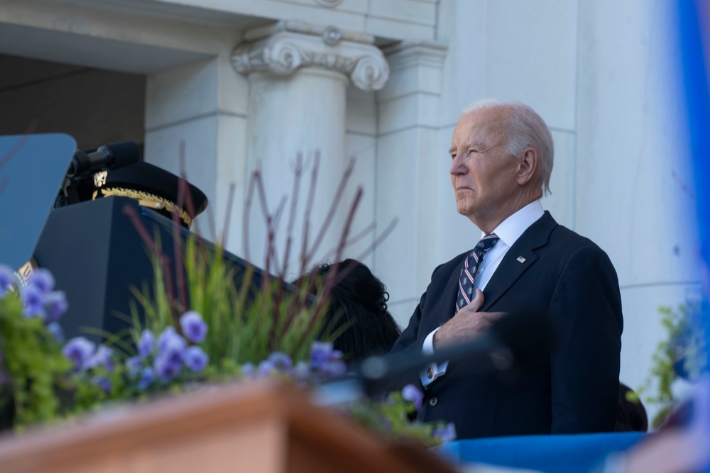 SECDEF Attends Annual National Veterans Day Observance Ceremony