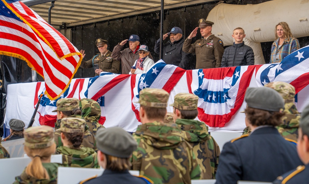 Oregon National Guard Joins Linn County's 73rd Veterans Day Tribute