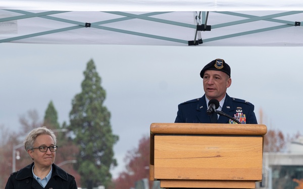 Oregon Guard supports Veterans Day ceremony at State Capitol