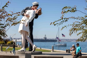 AFN Benelux Newsbreak: Hispanic Heritage and Halloween Celebration