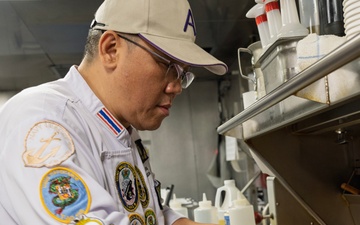 Thai Chef Recognized for Volunteer Work Supporting U.S. Navy Ships