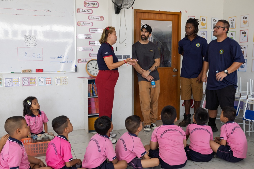 MSC Far East, USNS City of Bismarck Visit Learning Center in Thailand