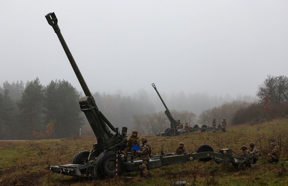 Italian Army artillery battery executes gun emplacement drills during Dynamic Front 25