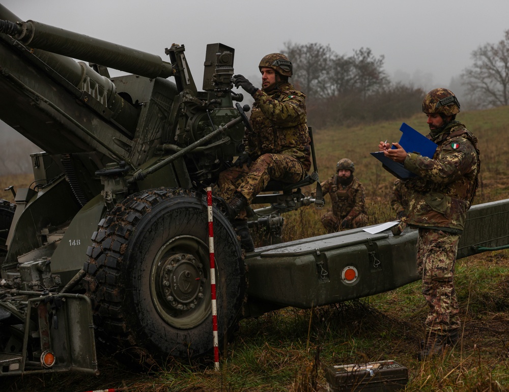 Italian Army artillery battery executes gun emplacement drills during Dynamic Front 25