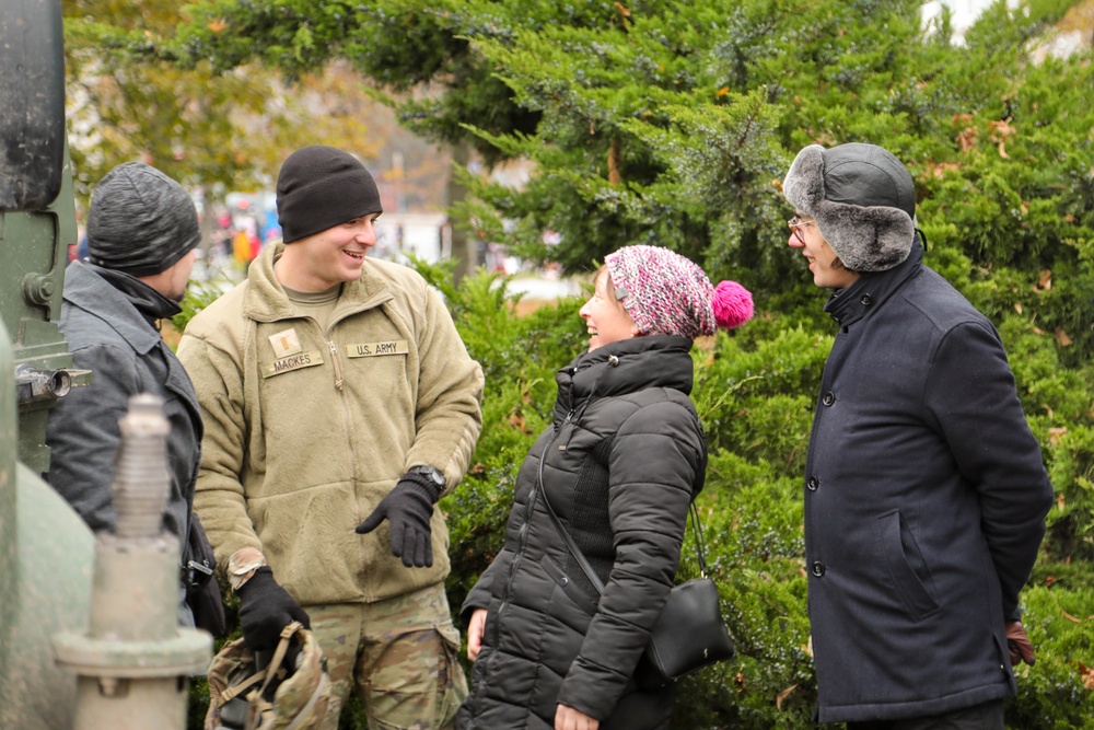 91st Brig. Eng. Bn. showcases military vehicles at a Polish Independence Day celebration