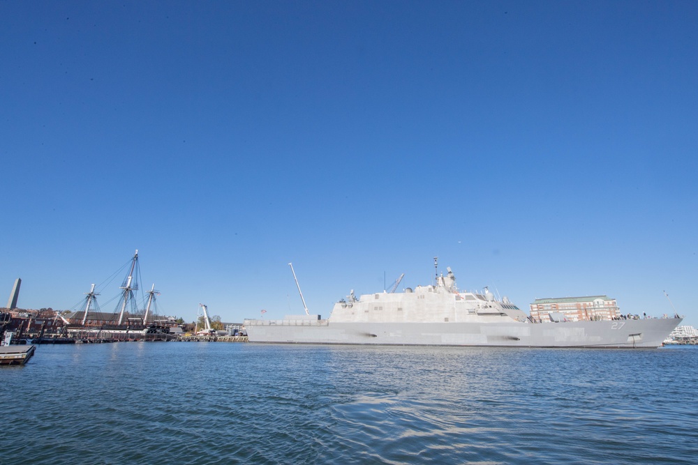 USS Nantucket arrives in Boston