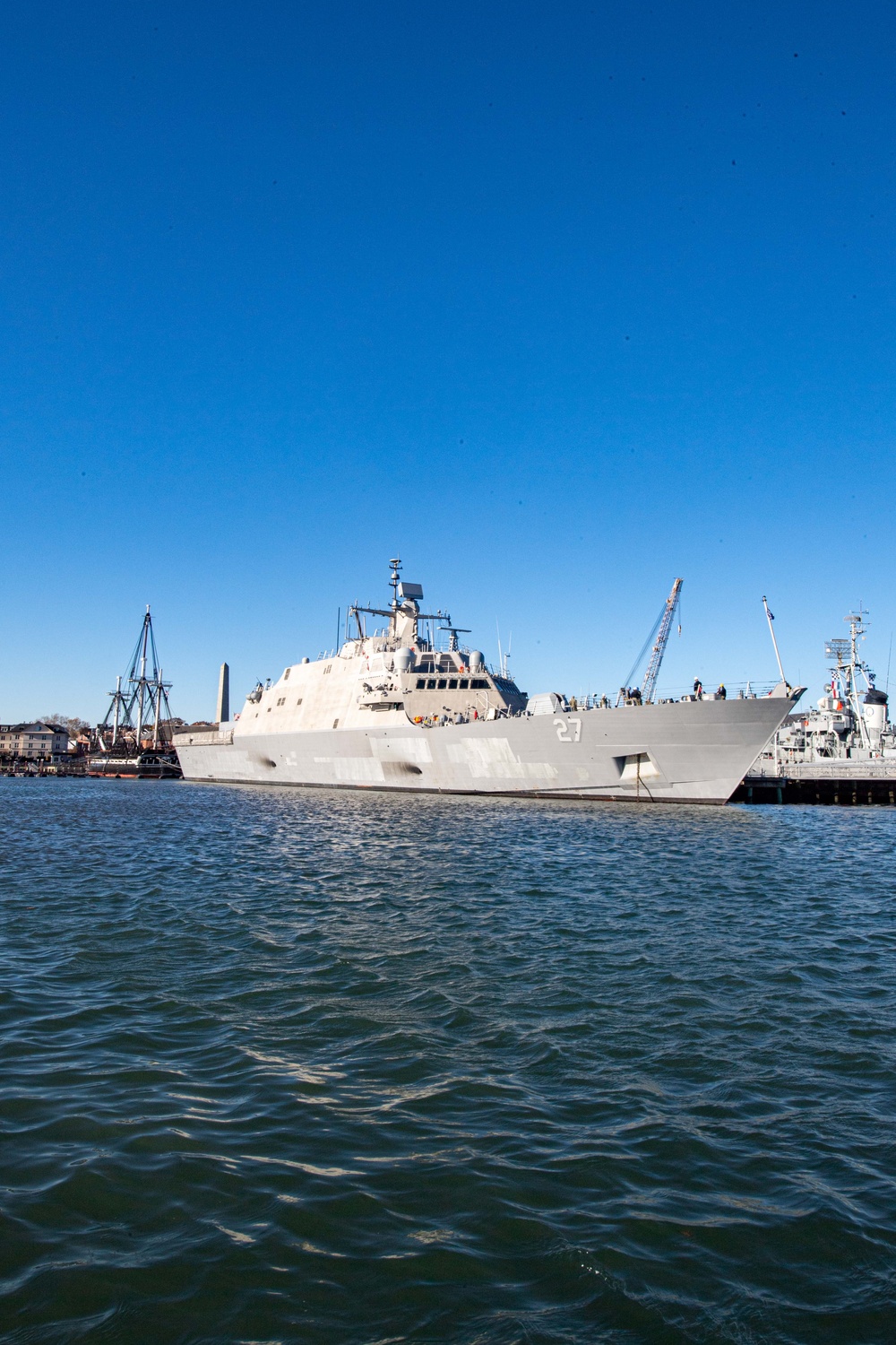 USS Nantucket arrives in Boston