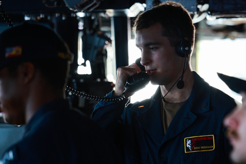 USS Bulkeley conducts a Replenishment at Sea