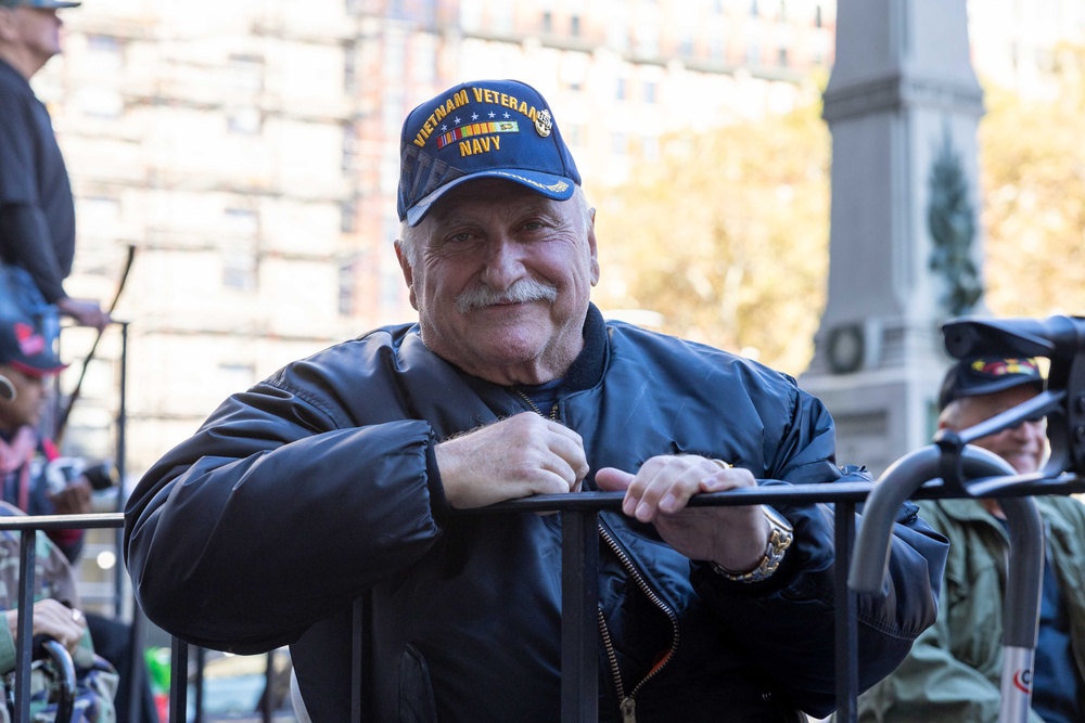 Sailors participate in New York City Veterans Day Parade