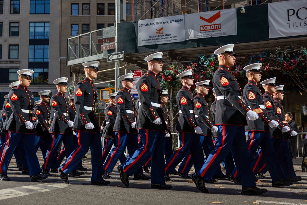 Marines from 25th Marine Regiment Join New York City Veterans Day Parade
