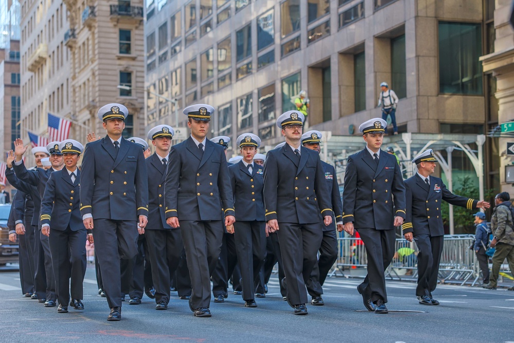Sailors from USS John Basilone participate in New York City Veterans Day Parade