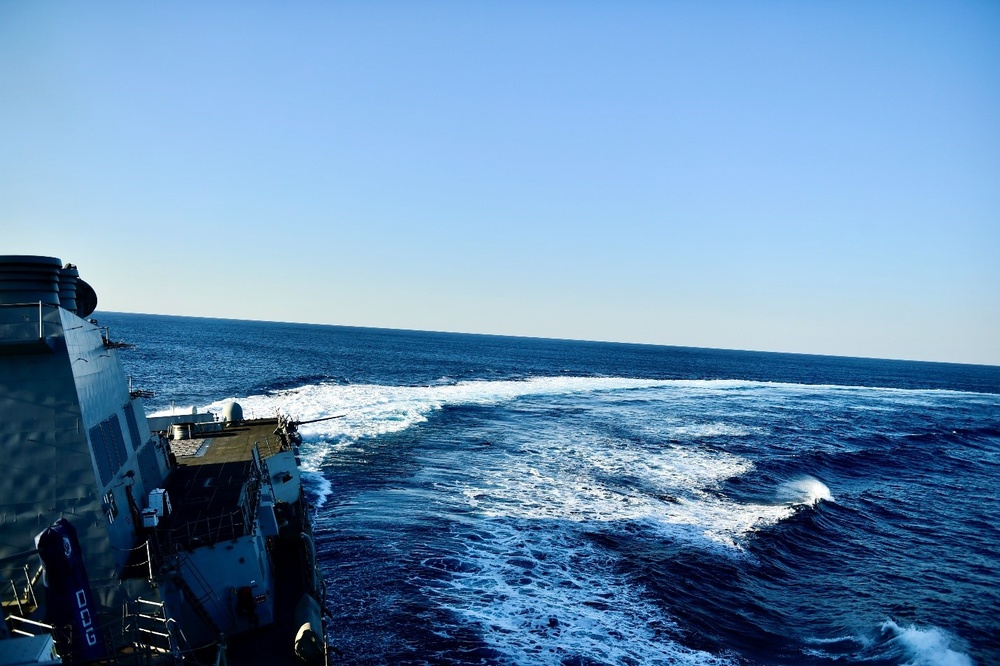 USS Winston S. Churchill practices torpedo evasive maneuvers