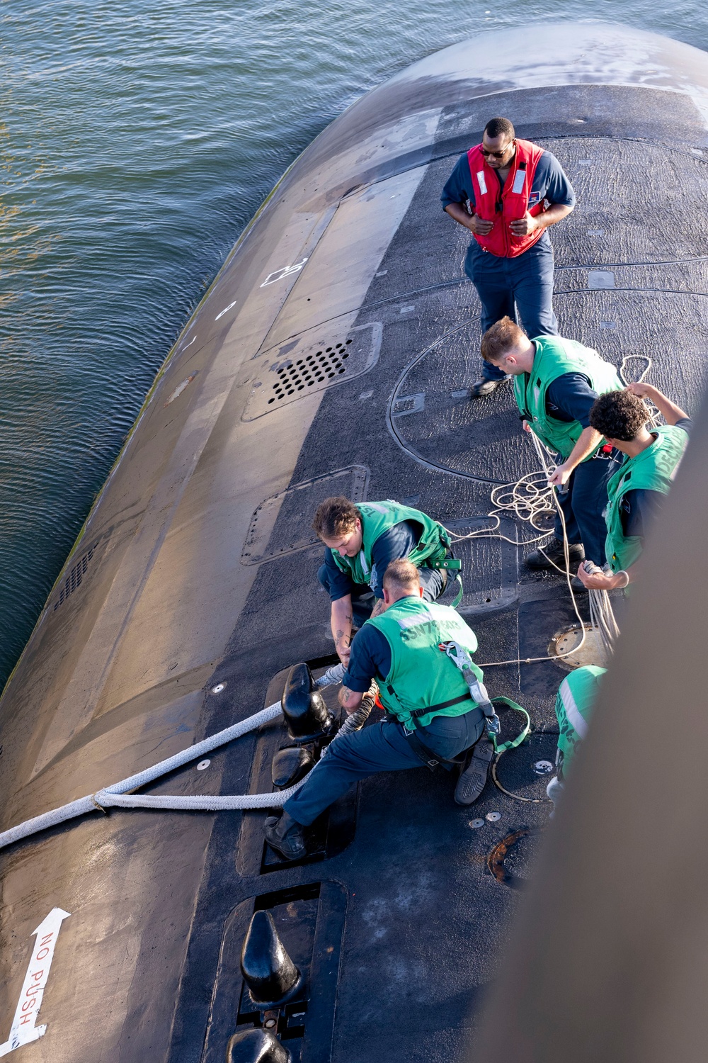 USS New Jersey (SSN 796) Hosts Educators in support of the Nuclear Propulsion Officer Canidate Program