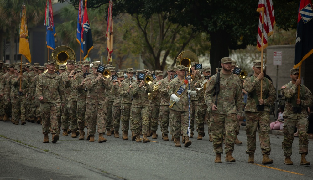 DVIDS Images 2024 Savannah Veterans Day Parade [Image 4 of 7]