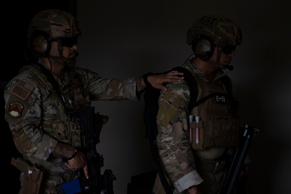 MacDill Security Forces Showcase Breaching Skills