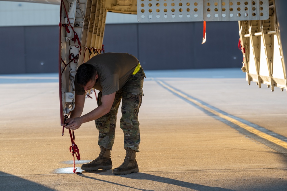 Maintaining the B-2 Spirit