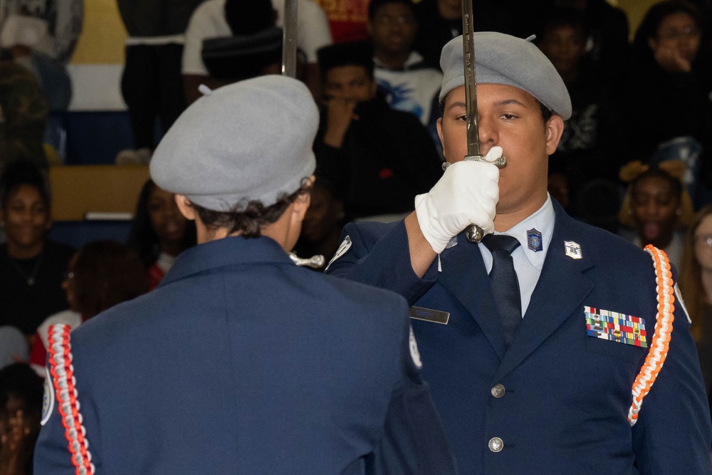 Eastern Wayne High School JROTC cadets, 4th FW leadership honor veteran's sacrifice